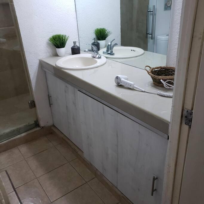 סיודד ואייס Depab Privado, Centrico,Wifi 80 Mb ,Aire Acondicionado ,Cocina, Cochera Techada, מראה חיצוני תמונה